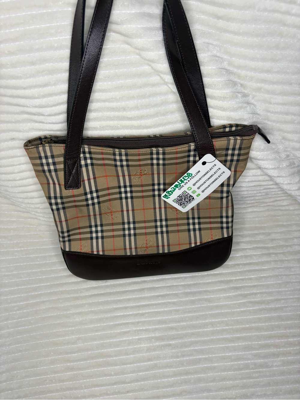 Burberrys Vintage Haymarket Check Tote Bag w COA